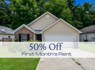 40 Victoria Blvd, Oxford, GA 30054