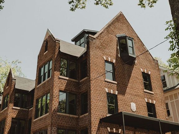 3rd image of 939 Piedmont Ave NE #9610992