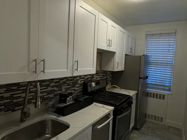 (undisclosed Address), Bronxville, NY 10708
