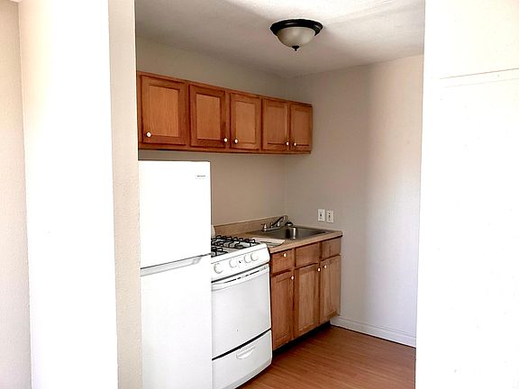 2nd image of 7702 Grange St W #7