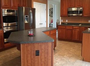 109 Ashland Ct, Mc Donald, PA 15057