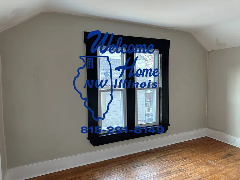34 1/2 3rd St #1/2 — Photo 11