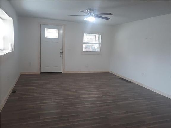 4th image of 700 Wylie Ave
