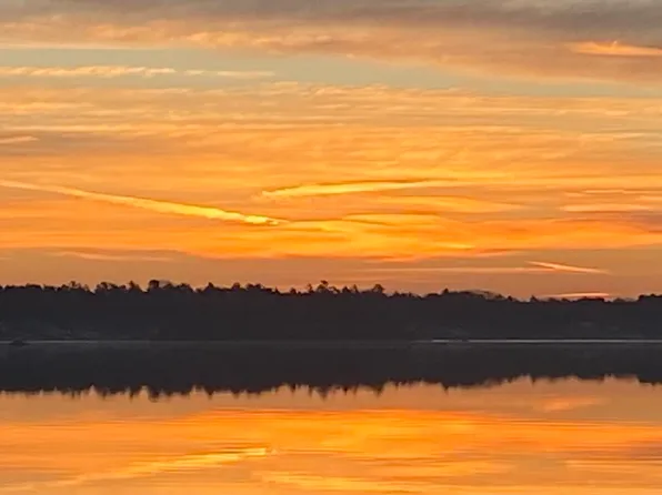 4 Deneise St, Lakeville, MA 02347