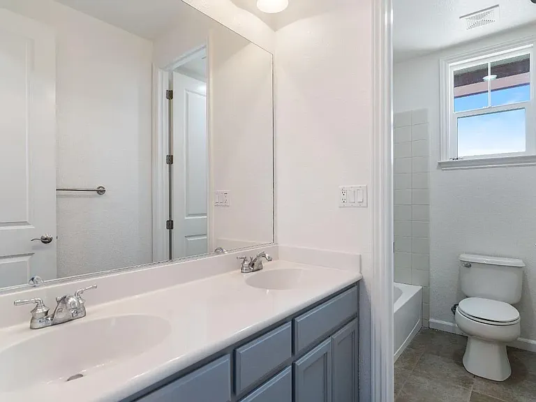 6638 Solitude Ct — Photo 12
