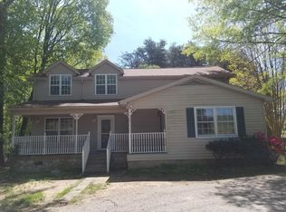 2713 R And L Smith Dr, Danville, VA 24540