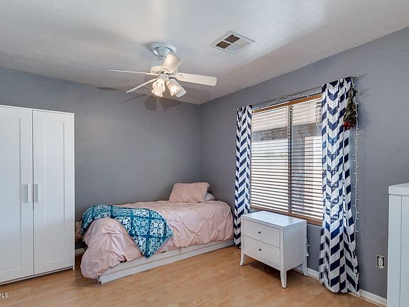 5th image of 3853 E Santa Clara Dr