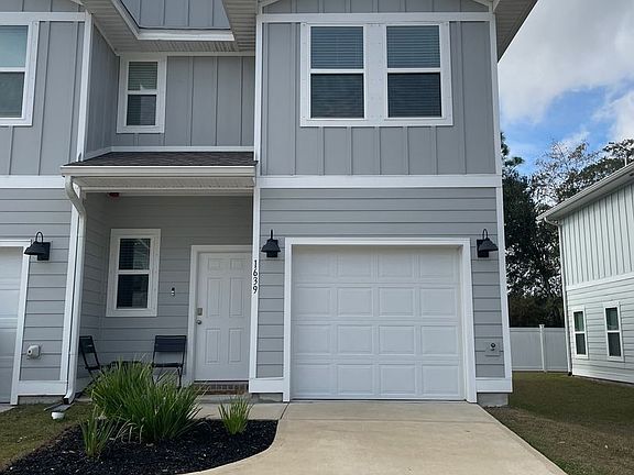 2nd image of 1639 Iroquois Ct