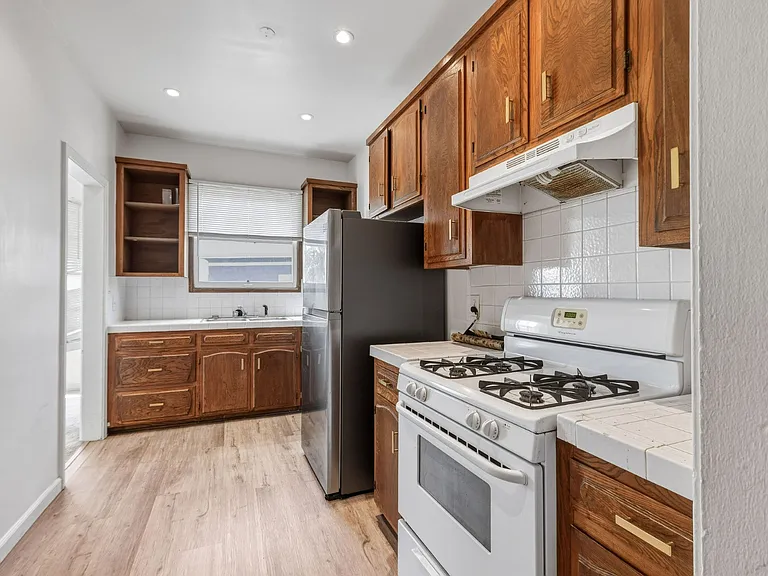 4103 1/2 Garthwaite Ave #1 — Photo 8