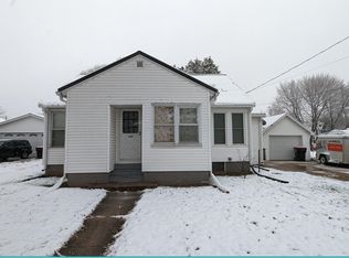 155 W Main St, Gillett, WI 54124