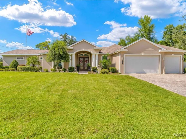 15041 Woodcrest Rd, Brooksville, FL 34604