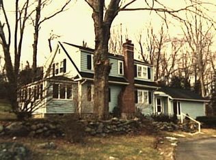 140 Woodbine Rd #O6903, Stamford, CT 06906