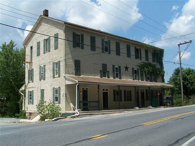 2nd image of 1951A Craley Rd