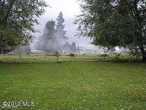 3rd image of 788 Highline Dr