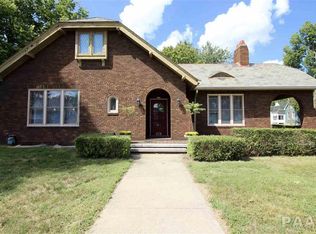 1331 NE Perry Ave, Peoria, IL
