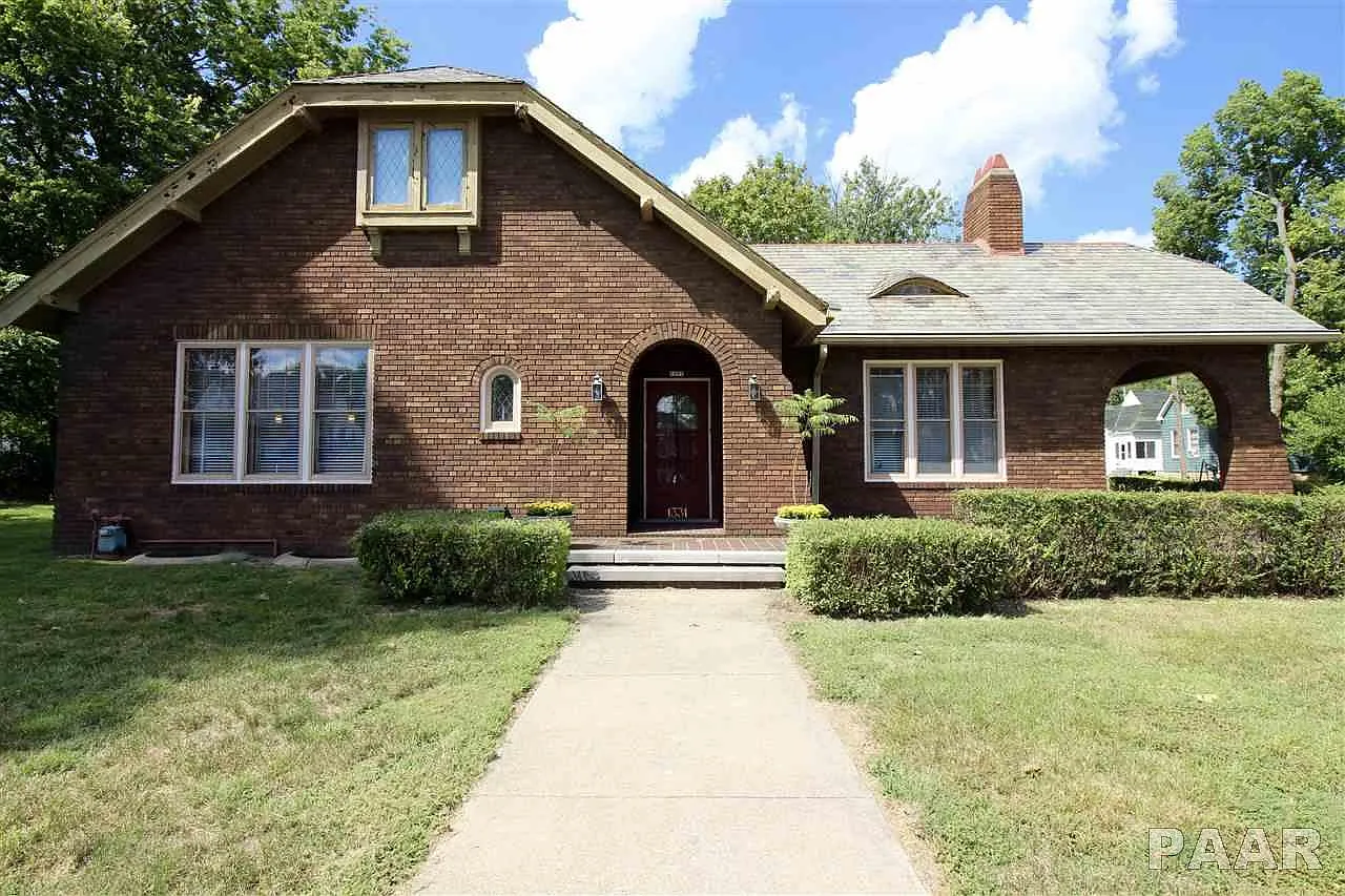 1331 NE Perry Ave photo 1