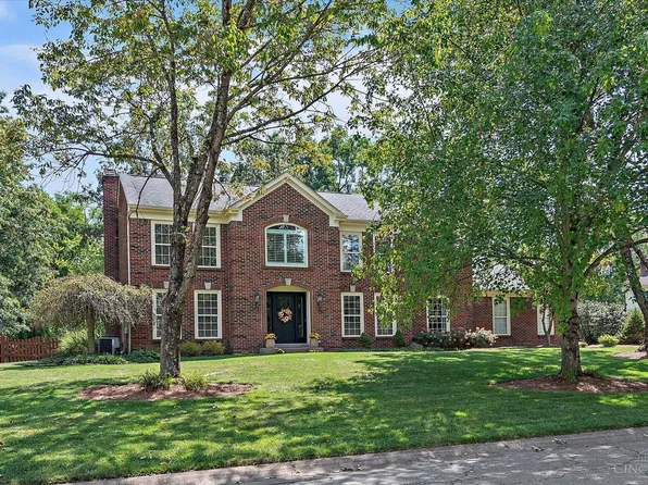 1152 Chaucer Pl, Maineville, OH 45039