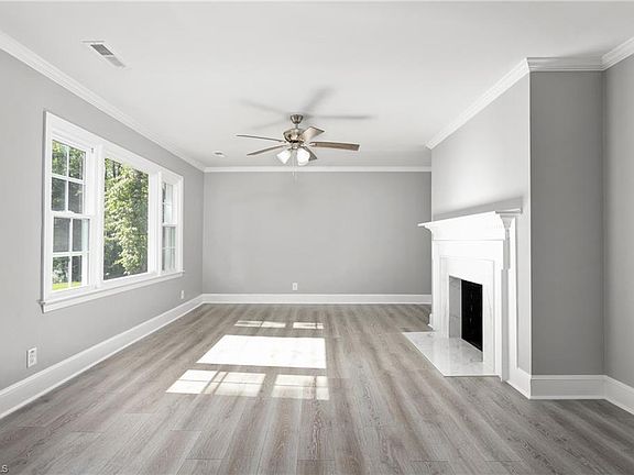 4th image of 3409 Terry Ln