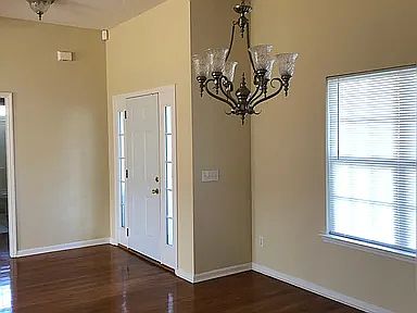 2nd image of 323 Water Crest Dr #323