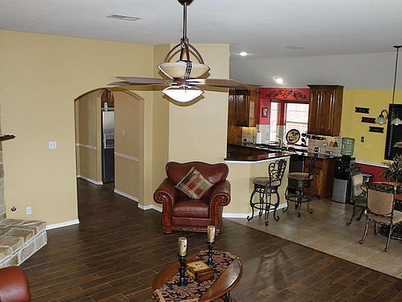 3rd image of 8314 Cape Royal Dr
