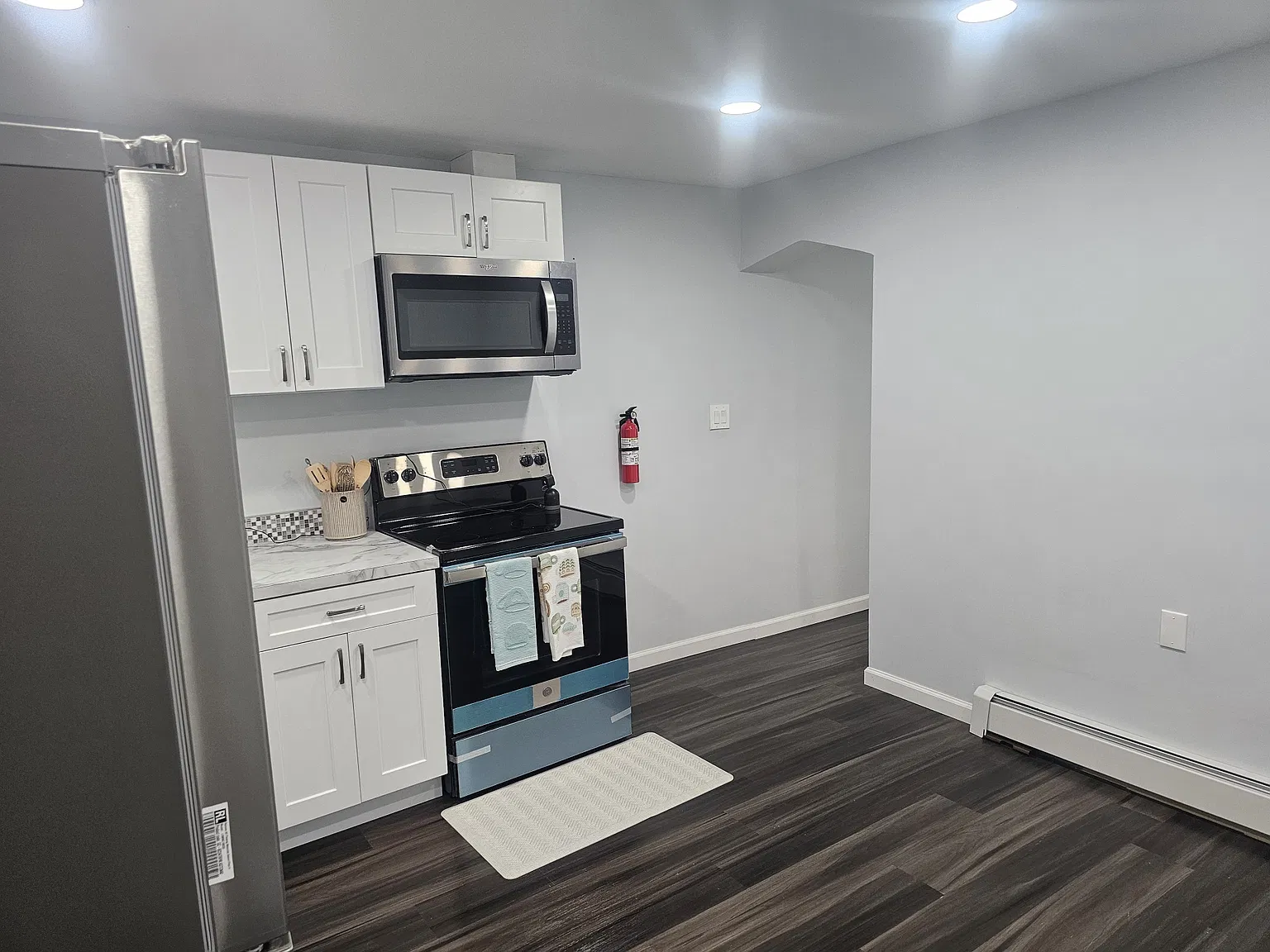 3 bed, $1,380 — Photo 4