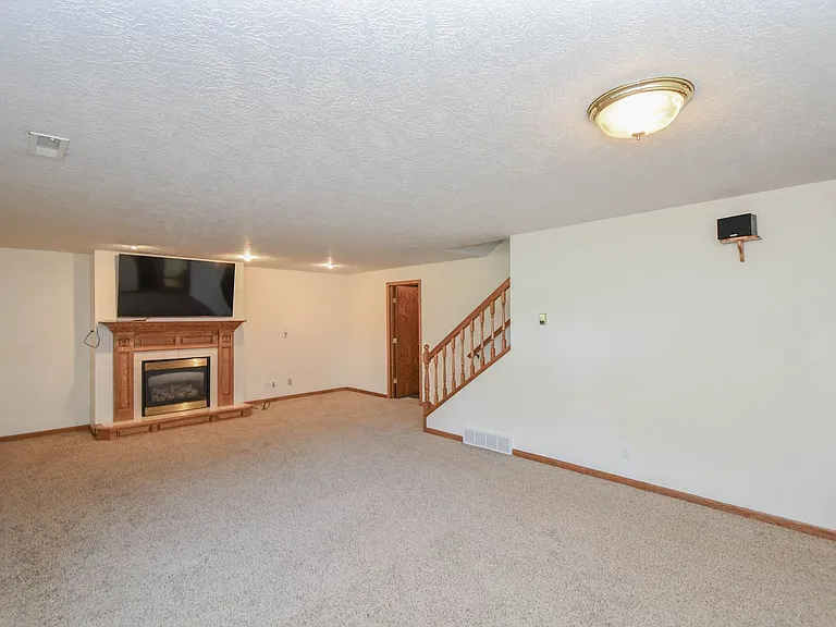 5937 S Lois Ln — Photo 31