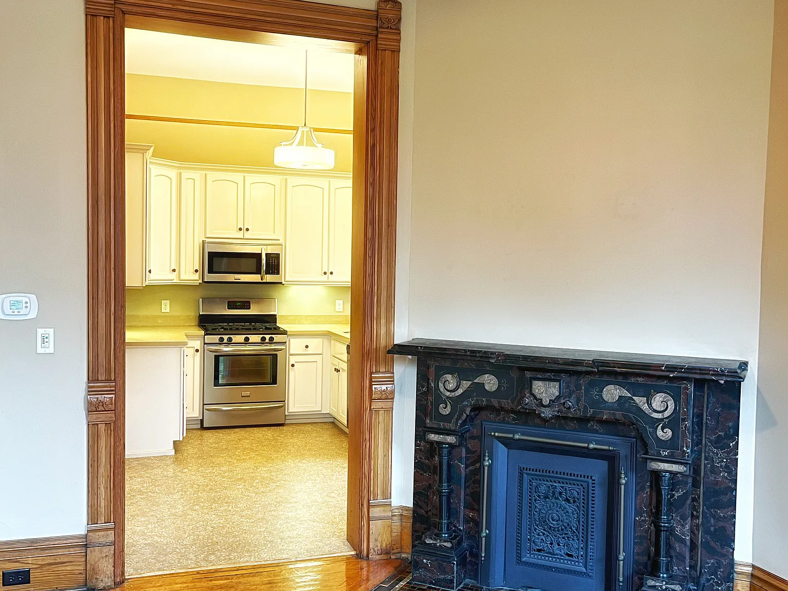 1 bed, 1150 sqft, $1,750 — Photo 3