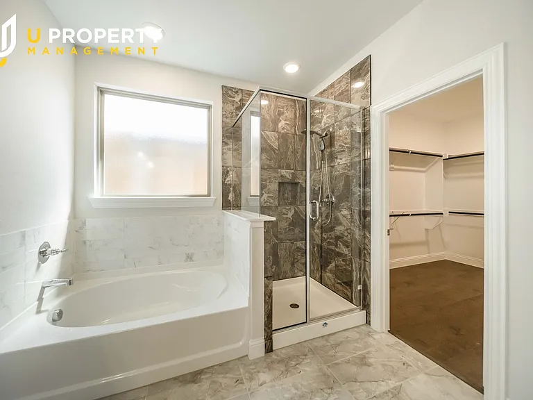 3902 Aventino Ct — Photo 26
