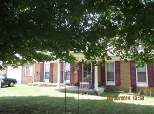 105 N Kennedy Rd, Sterling, VA 20164