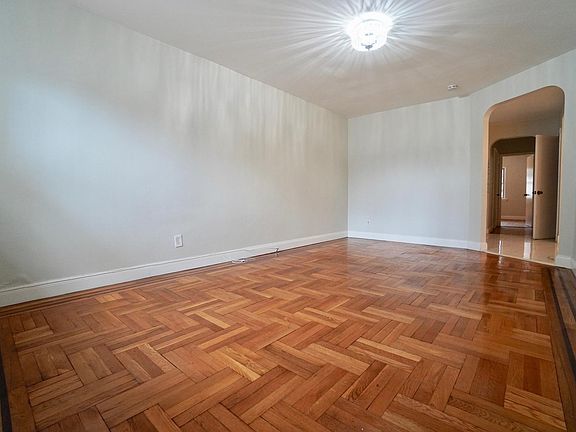 3rd image of 3041 Hone Ave #1A