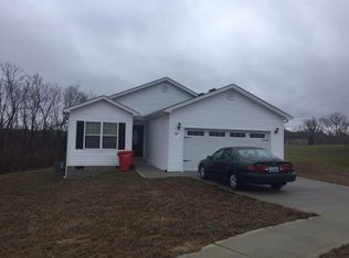 374 Village Dr, Berea, KY 40403