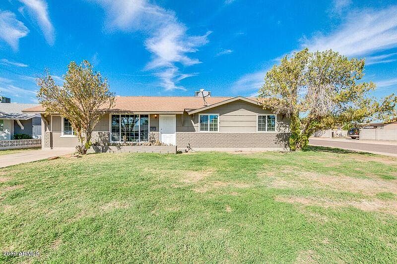 1st image of 2630 W Columbine Dr