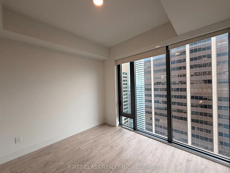 8 Cumberland St #3604 — Photo 12