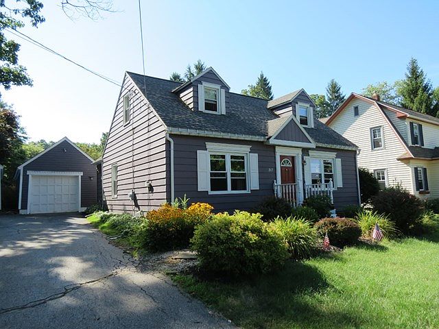 1st image of 217 Meadow St