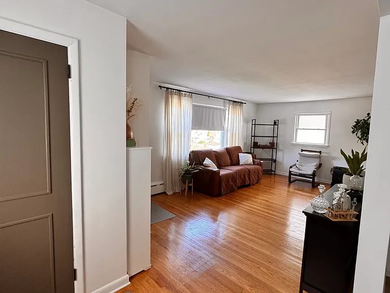 123 High Park Ave — Photo 6