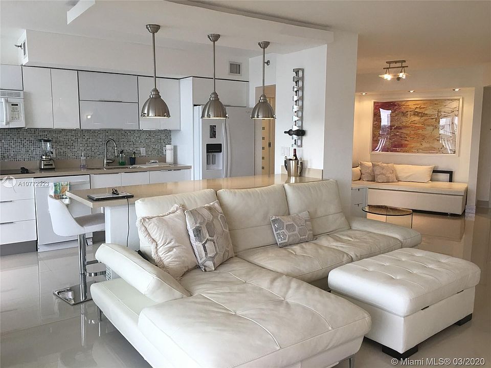 1st image of 1000 Island Blvd #1811