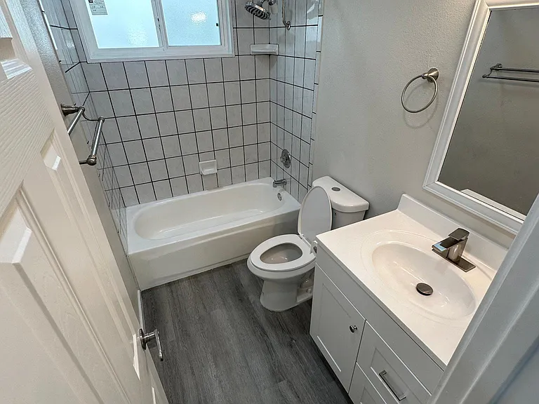 4503 Limerick Way — Photo 6