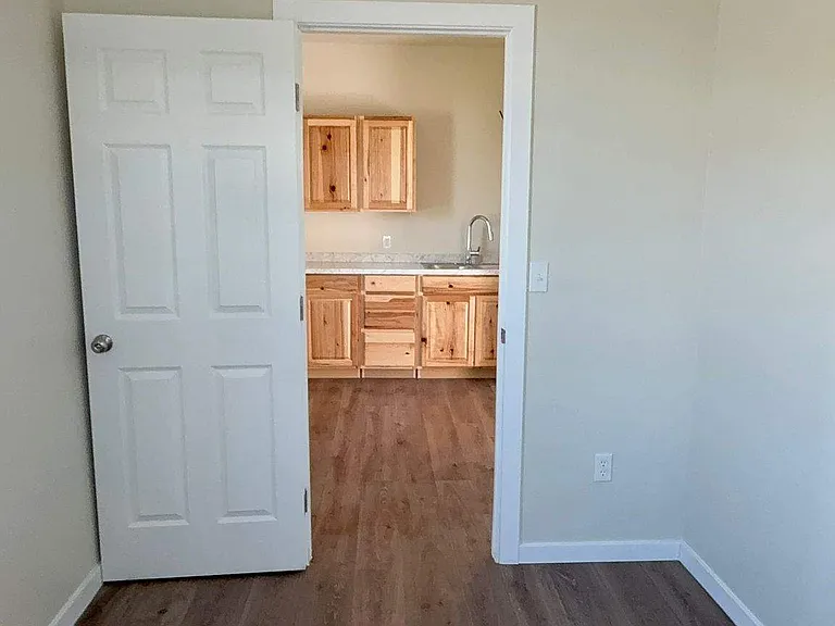 310 S Park St #3 — Photo 11