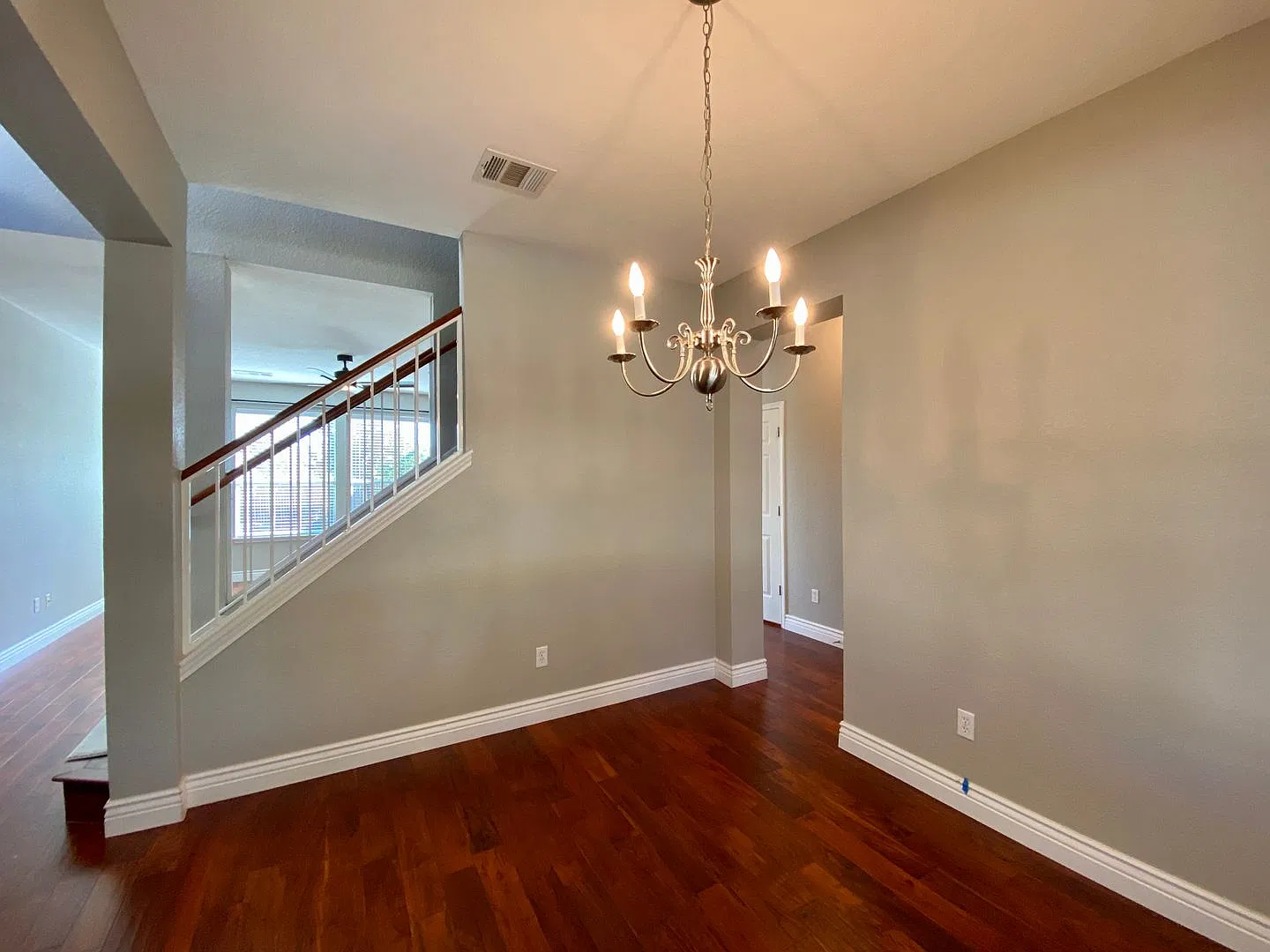 Stunning 3 bed 2.5 bath in Austin — Photo 4