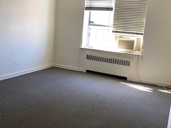 5th image of 6474 Saunders St APT 6C