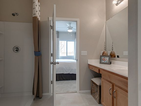 Private owner s bath