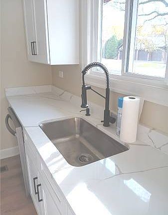 4th image of 5811 N Doe Cir