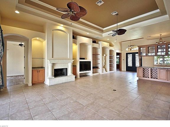 5th image of 1521 SW 57th St