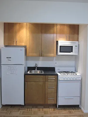 Rented by City & Suburban | media 24