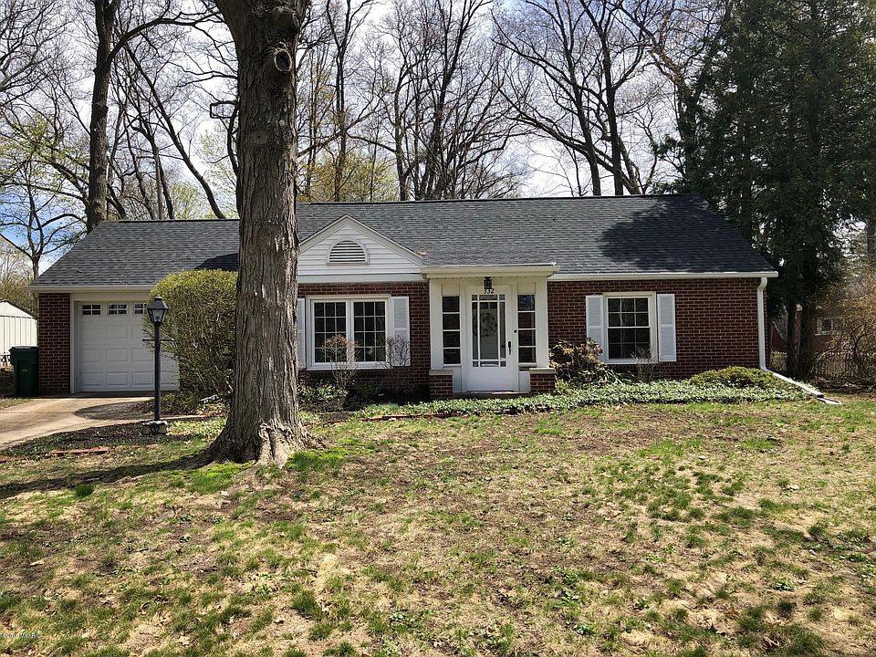 1st image of 332 Orchard Ave