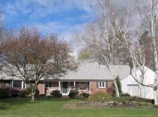 14 Wexford Rd, Delmar, NY 12054