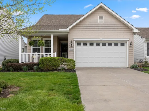4248 Meadow Lark Dr, Lorain, OH 44053