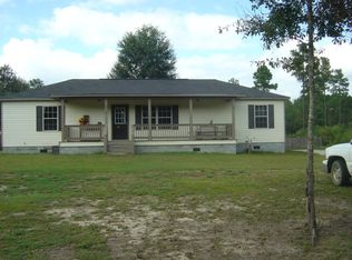 6816 Cox Rd, Bascom, FL 32423