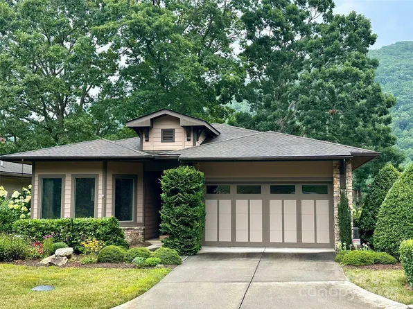 84 Alexander Dr, Maggie Valley, NC 28751