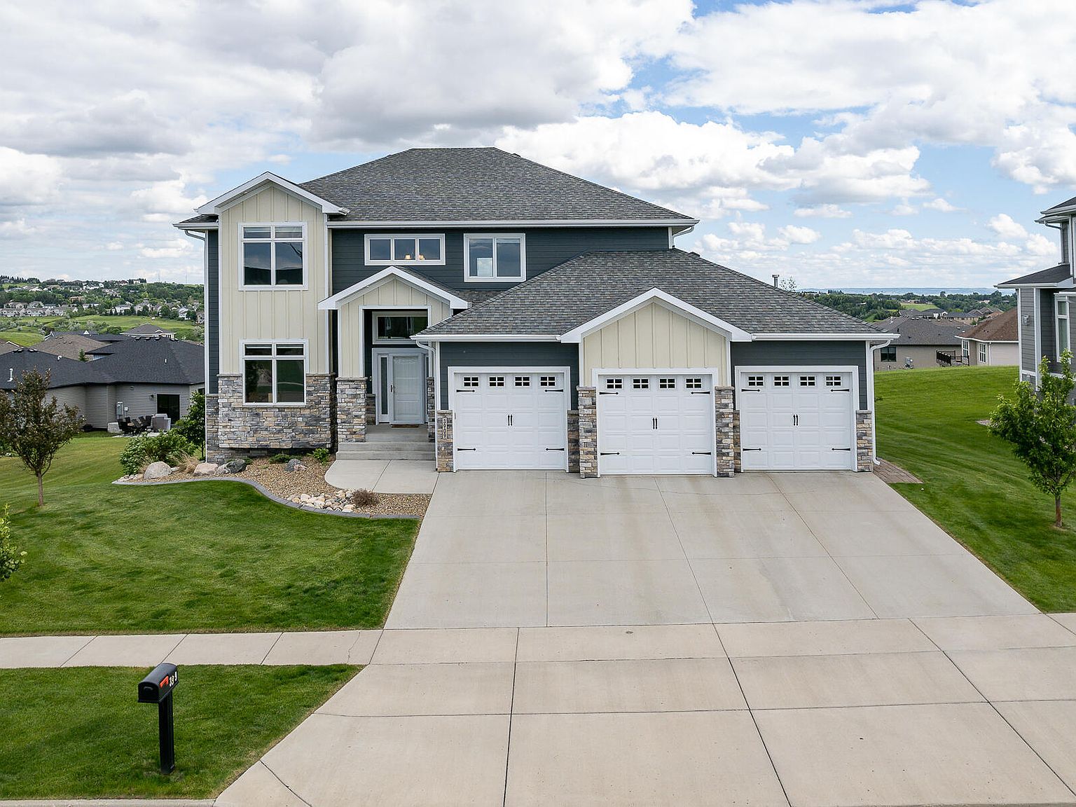 3909 Clairmont Rd, Bismarck, ND 58503 Zillow